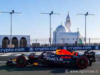 F1, Perez conquista la pole a Jeddah. Leclerc (secondo) partirà 12°