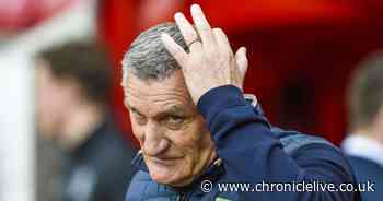 Tony Mowbray shrugs off penalty controversy as Sunderland draw against Luton and praises fans