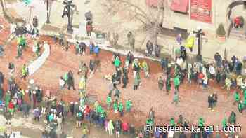 Freezing floats: Coldest St. Patrick's Day in 30 years