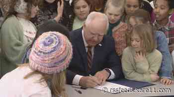 Governor Walz signs free school meals bill for Minnesota students