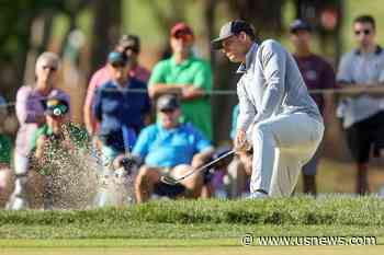 Schenk's Late Birdie Gives Him Lead Over Spieth, Fleetwood