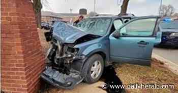 Five hurt, one critically, in Arlington Heights crash