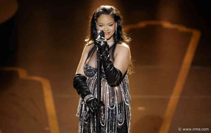 Rihanna’s live guitarist disputes rumours she wanted to make a heavy metal album