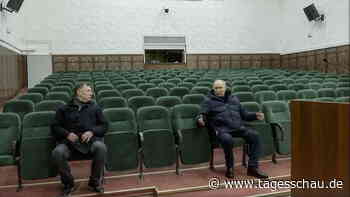 Putin in Mariupol: Stadtrundgang im "Paradies"