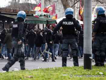 Scontri tra tifosi per il derby Lazio-Roma: un agente ferito, cosa è successo