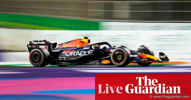 F1: Sergio Pérez leads Saudi Arabian GP with Verstappen second – live updates