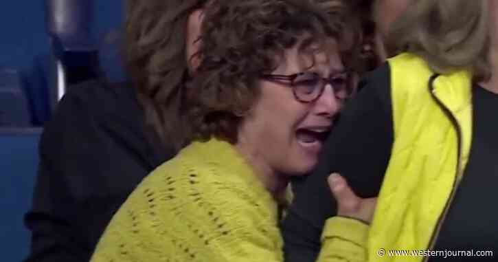 Iowa Wrestling Legend's Mom Crushes Her Own Glasses with Bare Hands After Son's Historic Loss