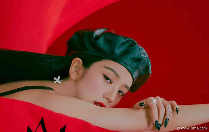 BLACKPINK’s Jisoo announces upcoming solo title track ‘Flower’