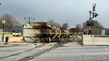 Niagara police investigating cause of train derailment in Port Colbourne, Ont.