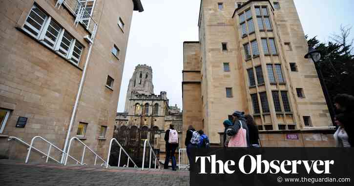 AI makes plagiarism harder to detect, argue academics – in paper written by chatbot
