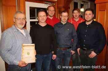 Vogelzüchter aus Delbrück kommen zu reichlich Meisterehren