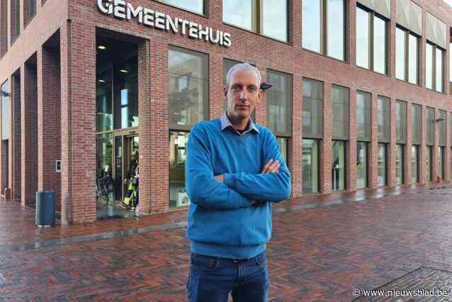 Gemeente blijft worstelen met eigen reglement, plots zijn meer dan twee vragen wél toegestaan: “Zoveelste bewijs van partijdigheid”