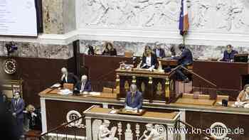 Frankreich: umstrittene Rentenreform - Regierung übersteht beide Misstrauensanträge