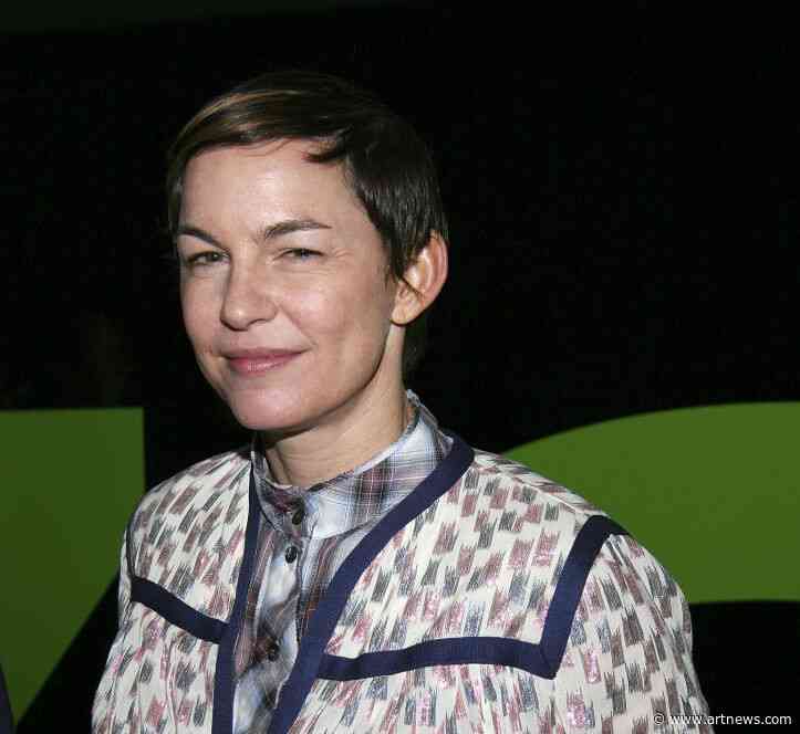 Elizabeth Peyton to Debut With New Gallery David Zwirner at Art Basel Hong Kong With a Portrait of the Dealer’s Son