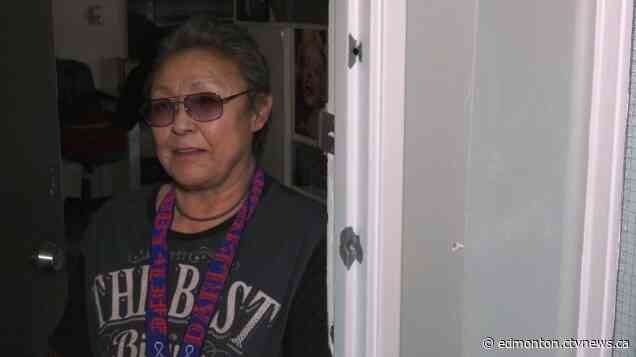 Neighbour recalls night two Edmonton police officers were killed outside her door