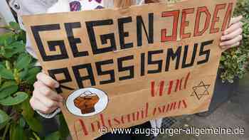 Kundgebung auf dem Moritzplatz zum Tag gegen Rassismus