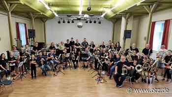 Jena: Eintauchen in die Welt der Brass-Bands