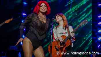 Watch Hayley Williams Revisit Deana Carter’s Angsty Single ‘Did I Shave My Legs for This?’