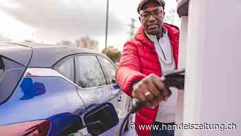 In der EU könnten Verbrenner-Autos künftig mit E-Fuels fahren