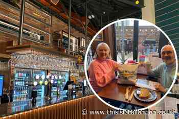 Pub-lovers flock to the Stargazer Greenwich Wetherspoons O2 pub
