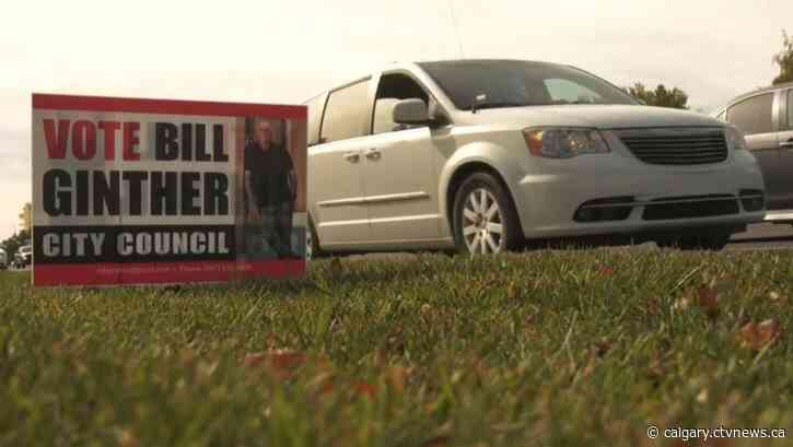 Lethbridge city council defers motion to limit election signs on public road right-of-ways