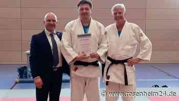 Bezirksehrennadel in Gold für Dr. Sascha Seidel