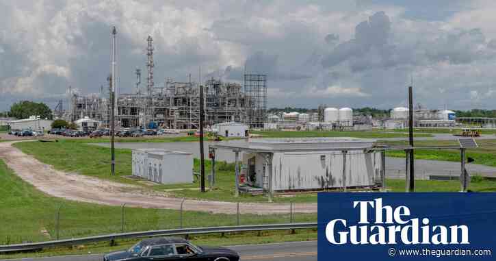 Residents of Louisiana’s ‘Cancer Alley’ unveil lawsuit against local officials