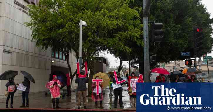 Half a million kids out of class as LA school workers strike for better pay