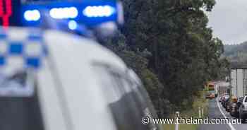 Elderly man dies almost two weeks after B-double truck and car crash in Tamworth