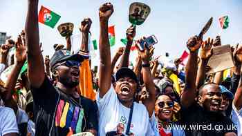 4 People Tweeting’ Changed the Face of Nigerian Politics