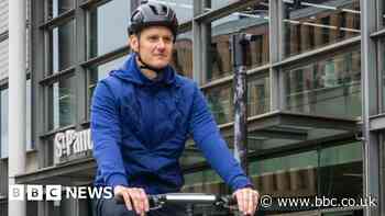 Dan Walker back in the saddle after Sheffield cycle crash