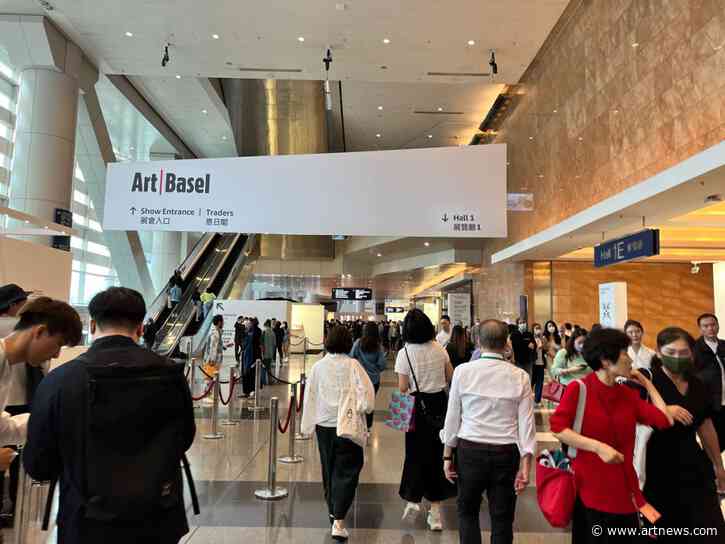 The Best Booths at Art Basel Hong Kong, Where Poignant Artworks Explore Various Crises