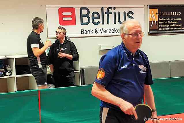 Paul (81) legt na 65 jaar (!) tafeltennis het palletje neer: “In de club noemen we hem nonkel Paul”