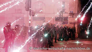 Ausschreitungen in Paris: Tausende Franzosen protestieren gegen Rentenreform