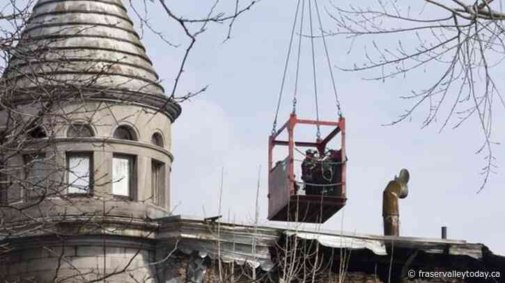 Five still missing as search continues at site of fatal fire in Old Montreal