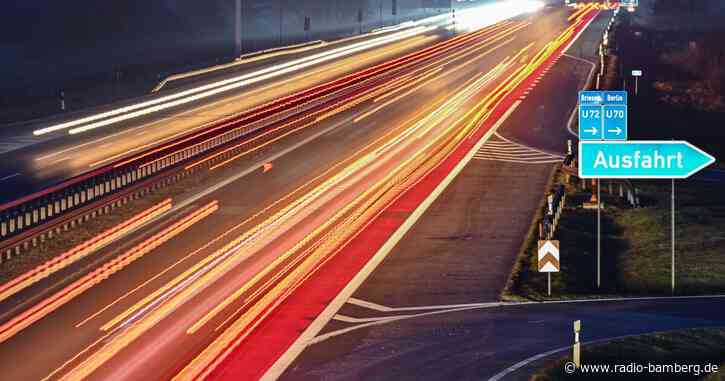 Klimaaktivisten schrauben 250 Schilder auf Autobahnen ab