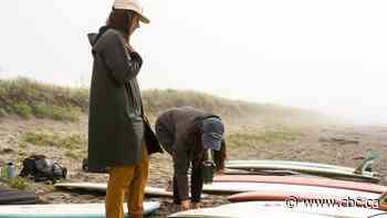 Longboard club turning the tide for women surfers in Nova Scotia