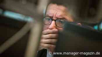 Börse: Wall Street im Auf und Ab nach Fed-Entscheid, Bitcoin über 28.000 Dollar, Covestro und BASF gefragt