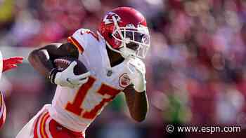 Source: Jets add Hardman to crowded WR room