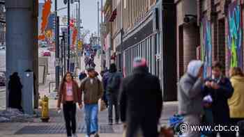 Canada's population grew by record 1 million in 2022, spurred by international migration