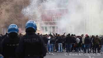 Rom: Mann mit „Hitlerson“-Trikot und 88 beim Fußballspiel ist Deutscher