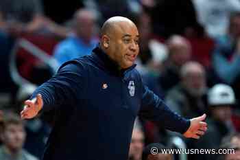 AP Sources: Notre Dame Closing Deal With PSU's Shrewsberry