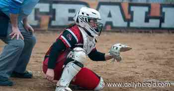 Softball: Yorkville's Madi Reeves strikes out 18, shuts out St. Charles East