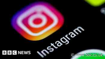 Derbyshire officer 'used police database to find woman on Instagram'
