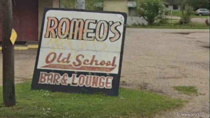 One injured after fight led to overnight shooting outside bar, officials say