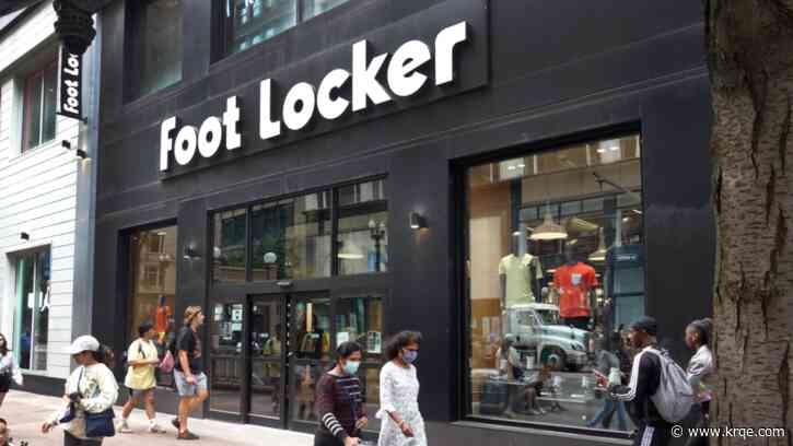 Foot Locker to close 400 mall locations: report