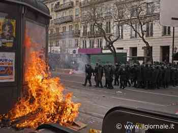 La Francia ribolle: un milione in piazza contro Macron