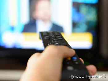 Fino a 15mila euro di multa: cosa rischia chi usa il "pezzotto"