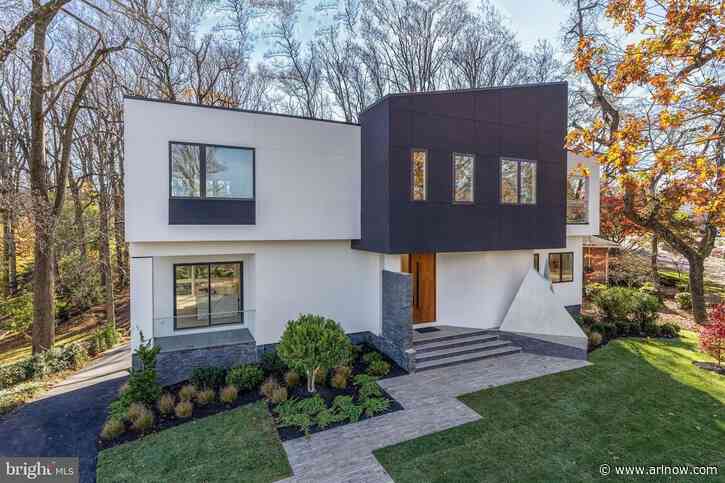 Smallest and largest homes sold in Arlington (Feb-Mar 2023)