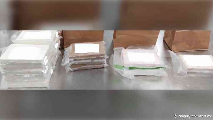 Calgary police seize $1.6M worth of cocaine from New Brighton home